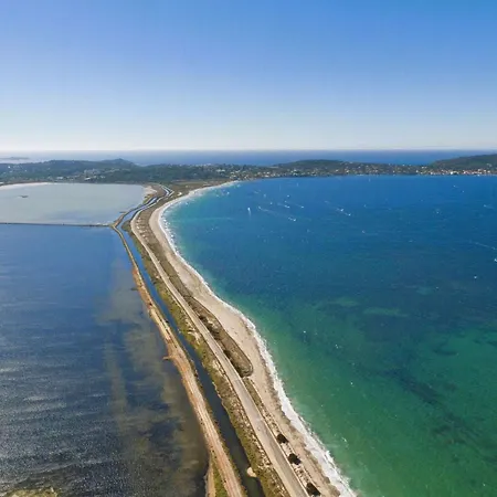 Evasion Climatisee Pour 8 Personnes Proche - Les Pesquiers Hyeres